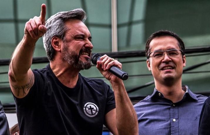 Filiação de Fabio Oliveira ao Novo marca estreia da sigla na Assembleia do Paraná