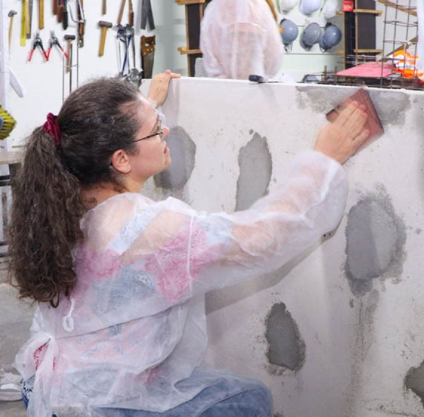 Campo Real promove cursos gratuitos de reparos domésticos para mulheres