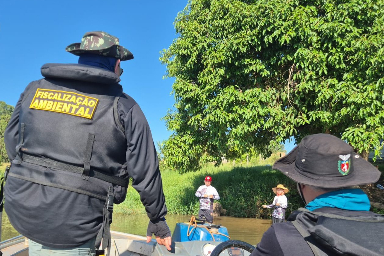 IAT apreende 222 quilos de peixe e aplica R$ 169,2 mil em multas durante a Piracema